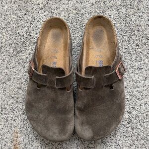 Birkenstock Dark Brown Bostons